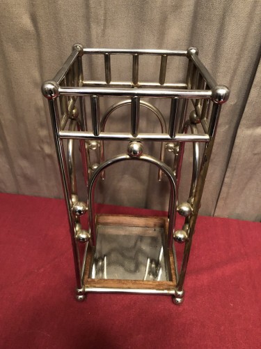 1900 umbrella stand.