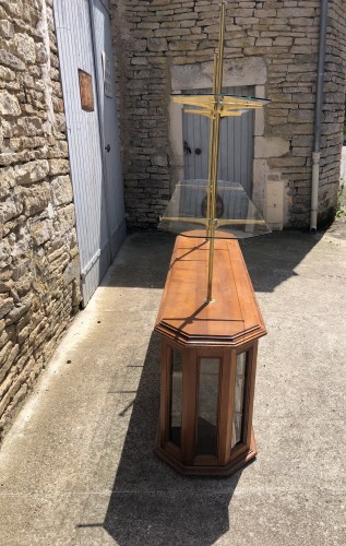Display furniture, window, trade, store.