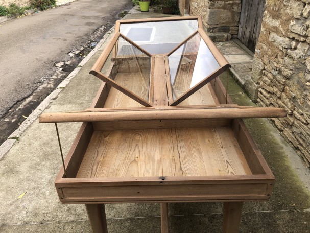 Old large shop display cabinet.(reserved)