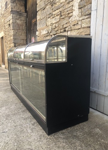 Important old display cabinet for confectionery, bakery, pastry shop.