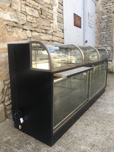 Important old display cabinet for confectionery, bakery, pastry shop.