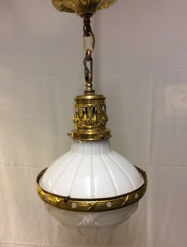 Old suspension lamp