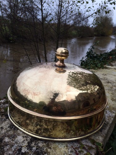 Vintage serving cloche