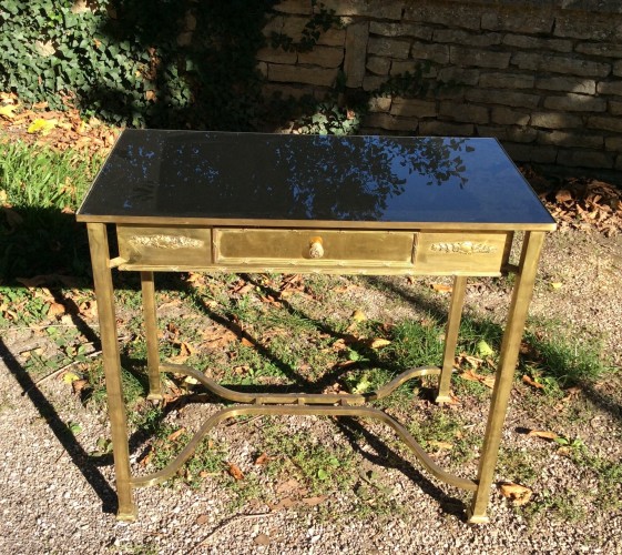 Vintage display table