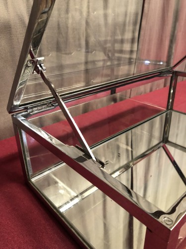 Old small shop counter display case, Siégel.