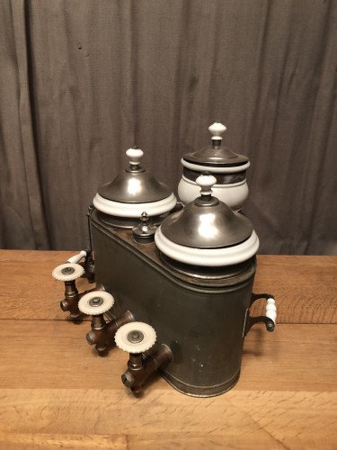 Old bistro bain-marie