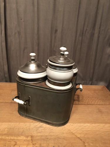 Old bistro bain-marie