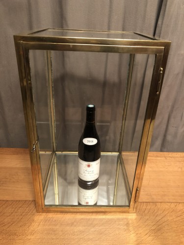 Former display case.