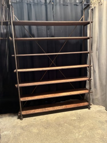 Industrial shelving. Draper, trade, library.