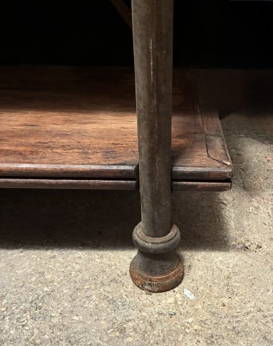 Industrial shelving. Draper, trade, library.