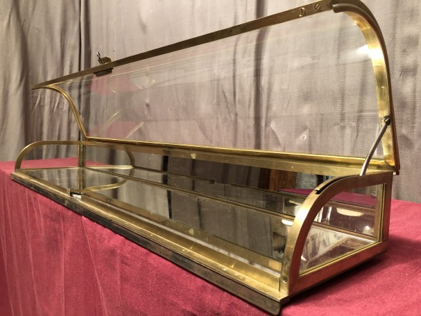 Elegant old counter display case.(sold)