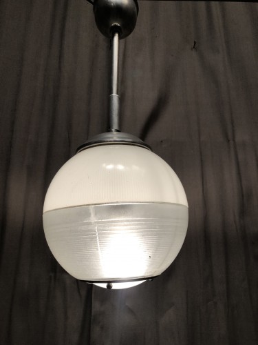 Pendant light, suspension.