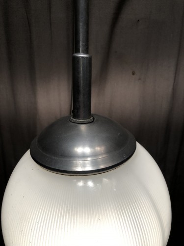Pendant light, suspension.