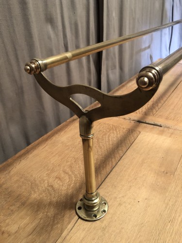 Old hat rack, throws away brewery clothes.
