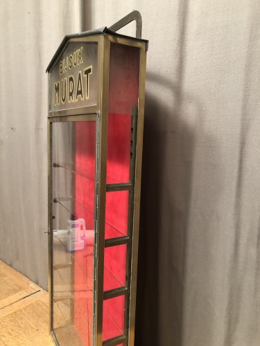 Old shop display case, jewelry store.