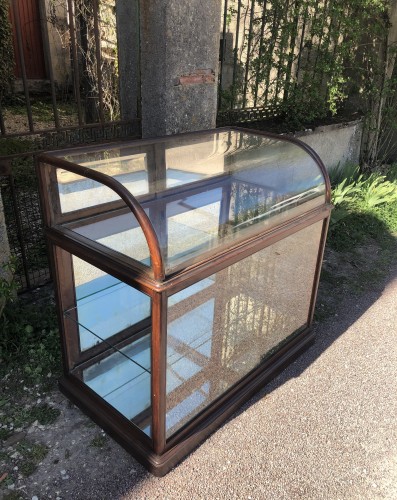 Old shop counter display case.(sold XF)