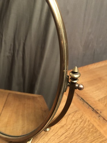 50 / 5?000 Antique counter mirror from a jeweller or perfumer.