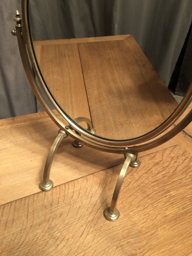 50 / 5?000 Antique counter mirror from a jeweller or perfumer.