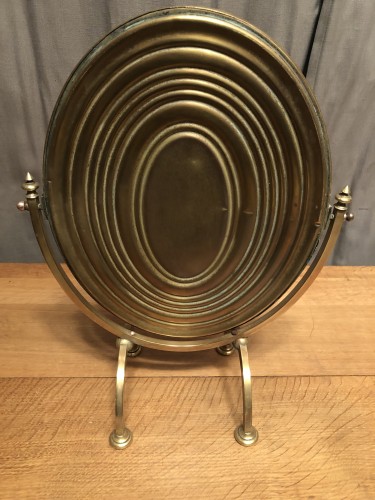 50 / 5?000 Antique counter mirror from a jeweller or perfumer.
