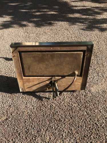 Old beer dispenser.