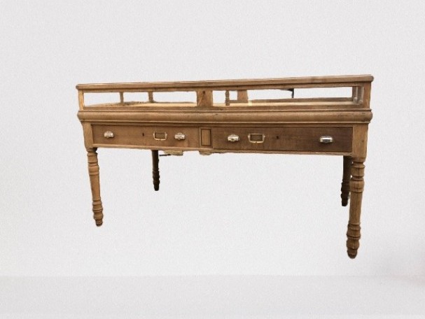 Old shop showcase table. (sold LD)
