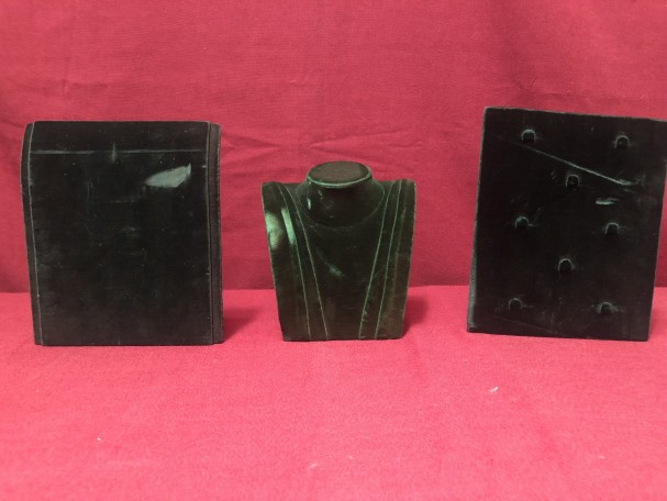 Set of 3 jewelry displays