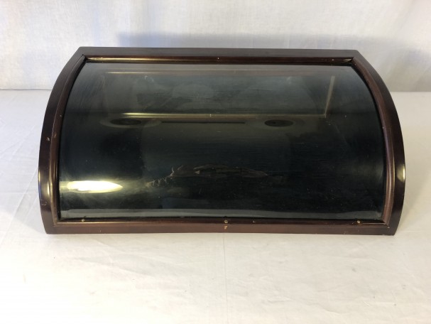 Old small shop display case.(reserved)
