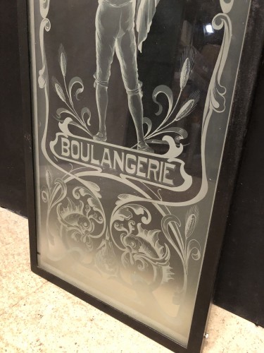 Old engraved bakery glass. (reserved VS)