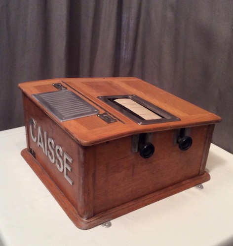 Vintage counter cashier