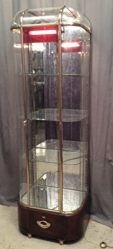 Vintage luxurious vitrine