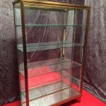 Vintage stand display case