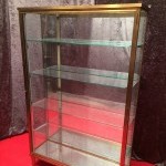 Vintage stand display case