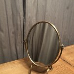 50 / 5?000 Antique counter mirror from a jeweller or perfumer.