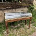 Old store display case. (Sold Le C)