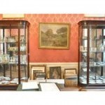 Exceptional pair of display case